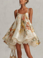 Vestido Violeta Cortés con Organza Floral con Ribete de Encaje