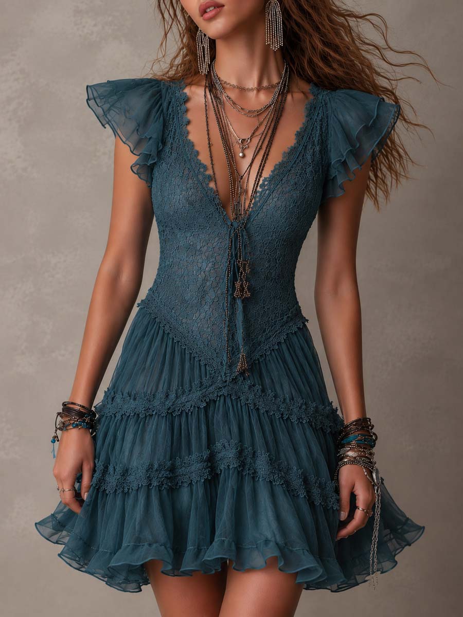 Vestido Violeta Cortés con Volantes en Encaje y Gasa