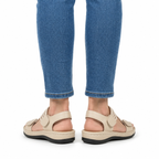 Sandalias Violeta Cortés con Diseño Cómodo