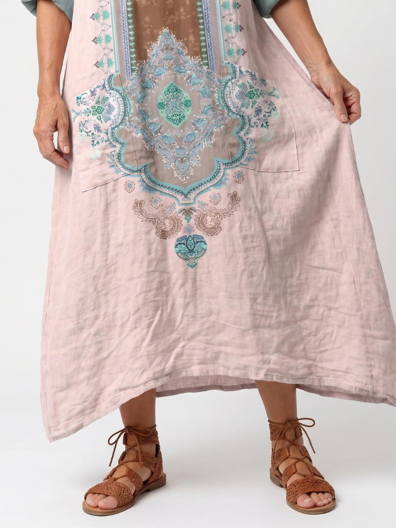 Vestido Violeta Cortés con Paneles y Bolsillos Florales