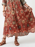 Vestido Violeta Cortés con Estampado Mixto y Bolsillos