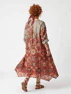 Vestido Violeta Cortés con Estampado Mixto y Bolsillos