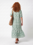 Vestido Violeta Cortés con Escote en V Floral