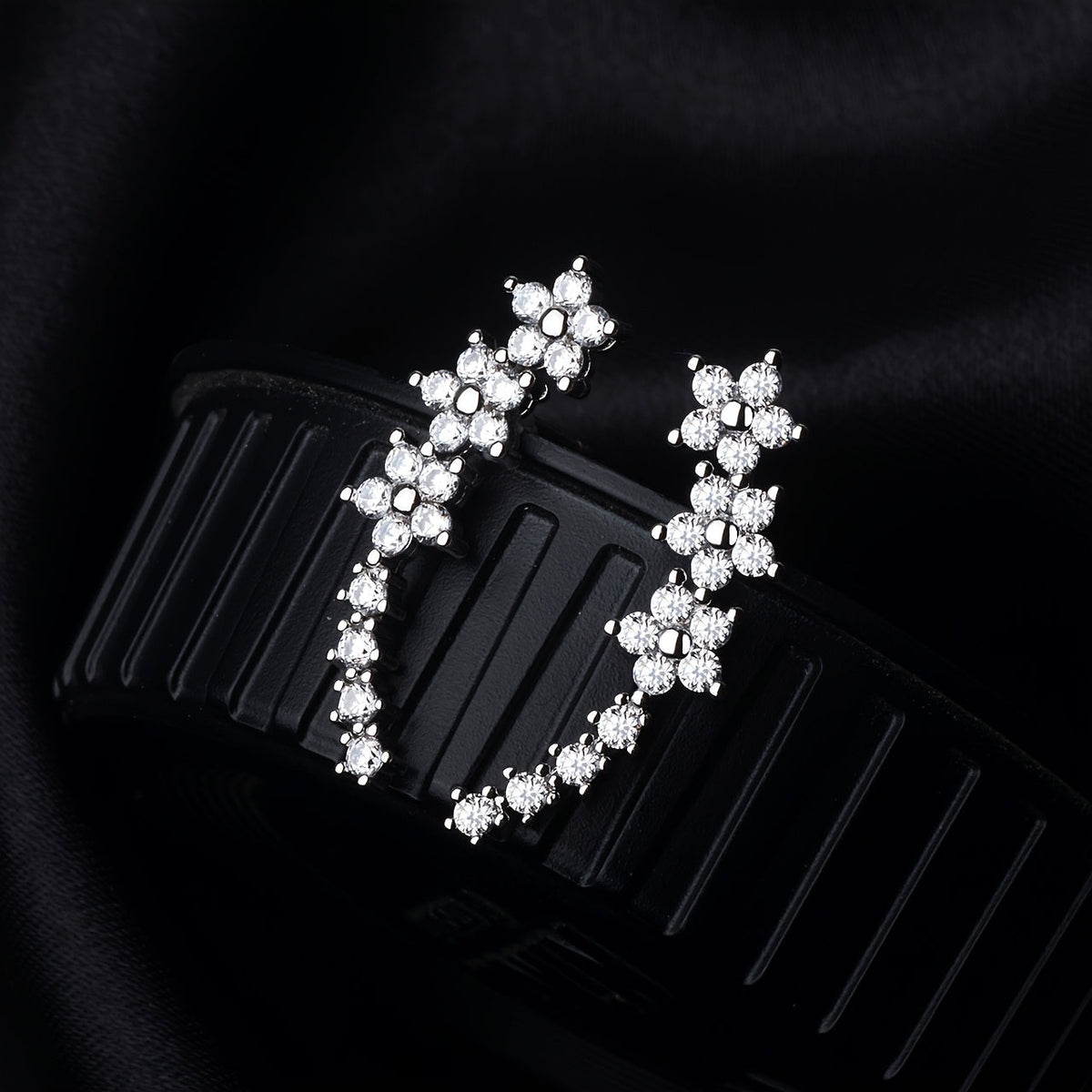 Gloria - Pendientes Florales Atemporales