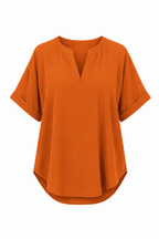 Blusa Violeta Cortés con Escote V Partido