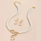 Almudena - Set de Collar y Pendientes con Perlas Naturales