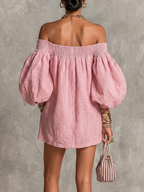 Vestido Violeta Cortés con Mangas Farol y Hombros Descubiertos