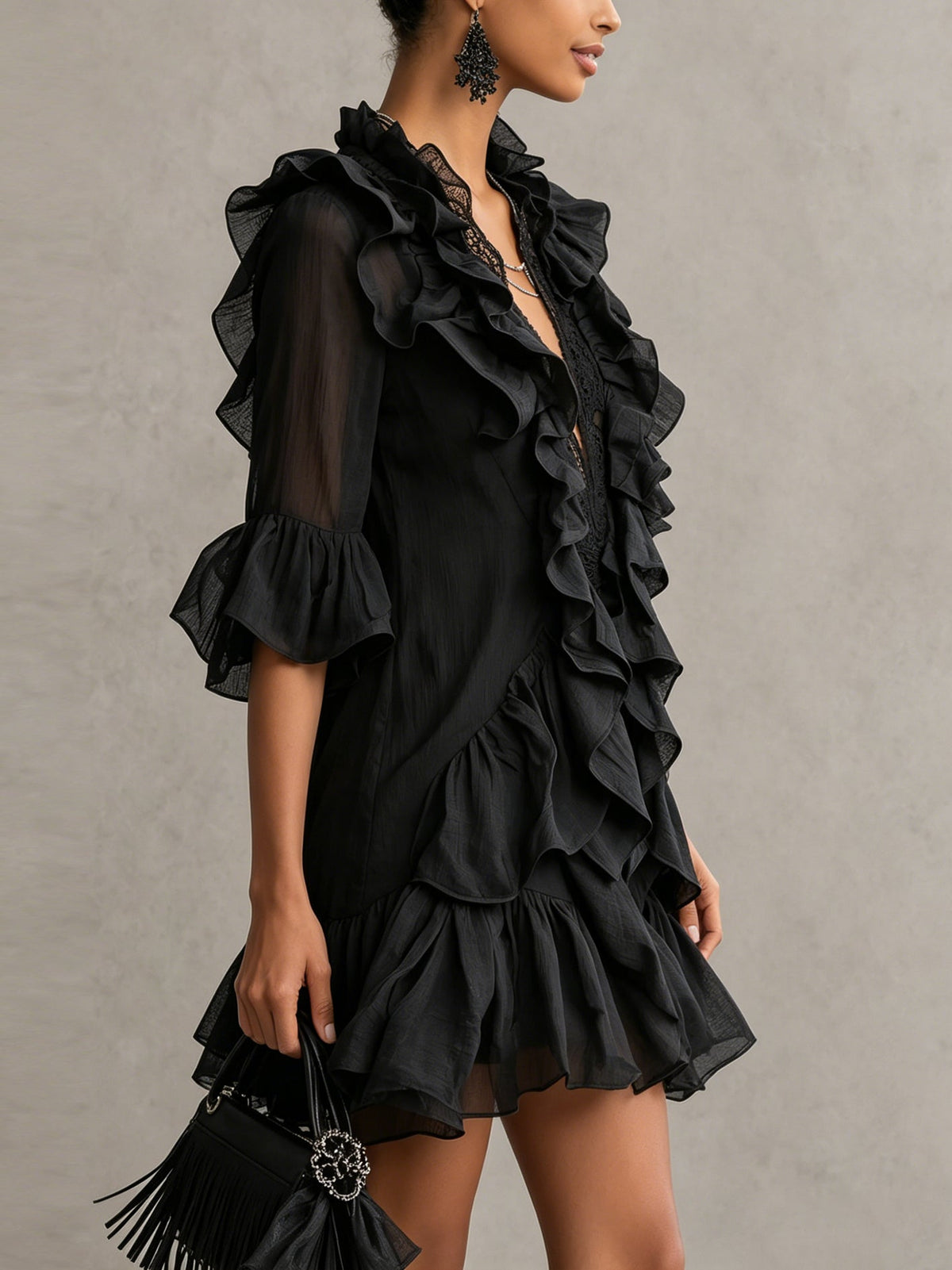Vestido Violeta Cortés con Gasa y Volantes