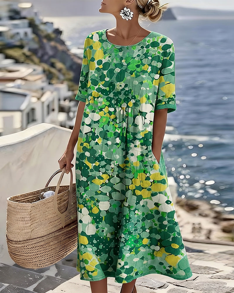 Vestido Violeta Cortés con Estampado Floral Ligero de Verano