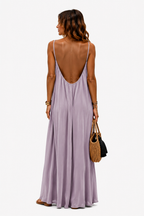 Vestido Violeta Cortés con Espalda Ajustable