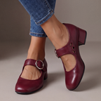 Zapatillas Violeta Cortés con Diseño Mary Jane - Rojo
